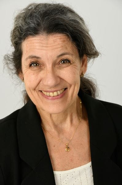 Céline Bernard, autrice du Livre Signature