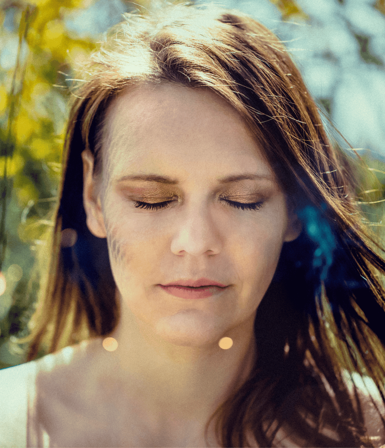 Anika, Augen geschlossen