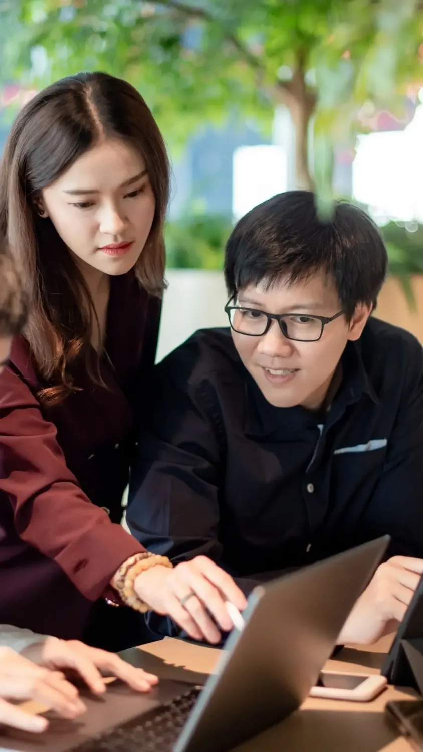 Corporate team learning hybrid communication skills in Malaysia