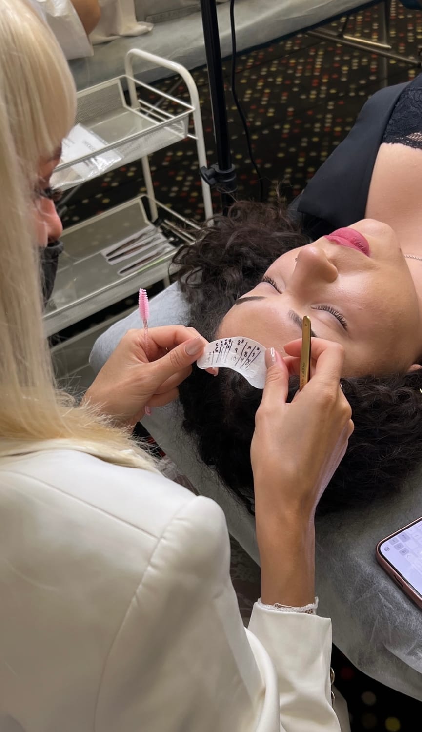 private lash training