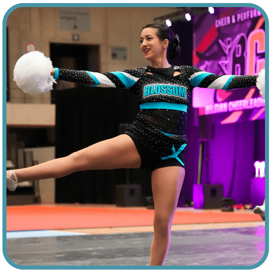 Photo d'une danseuse des Blossom Heat Cheerleaders