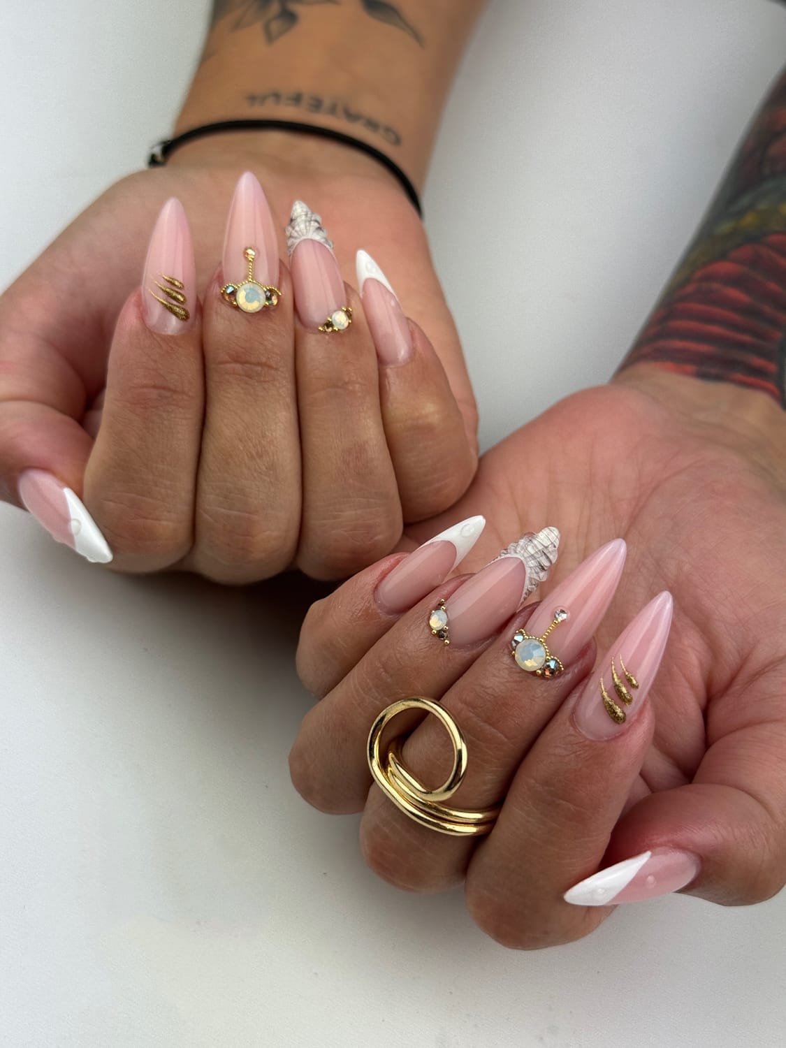 Pose gel nude à Albi – manucure professionnelle et finitions soignées