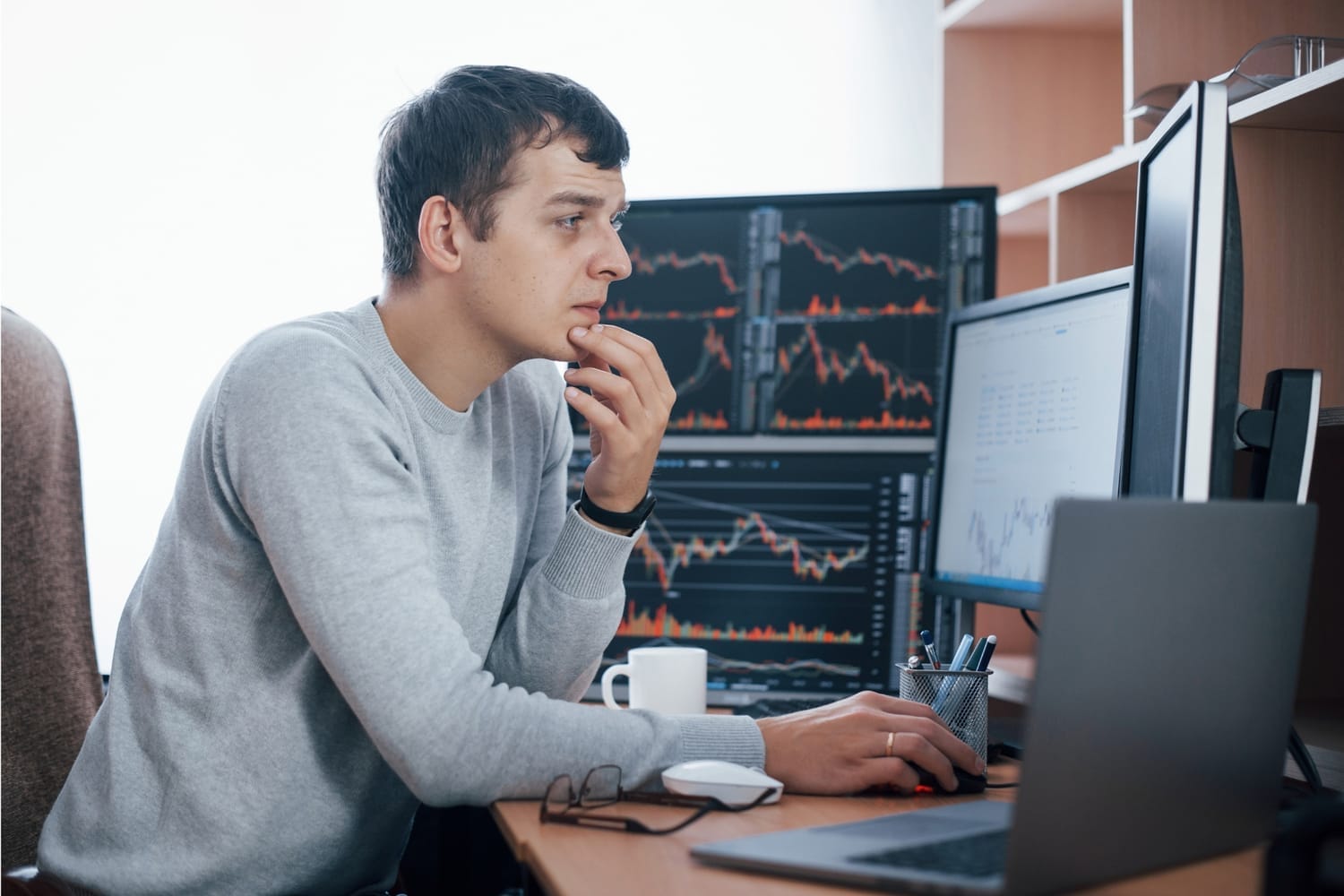 ingresos de academia de trading strategy pro