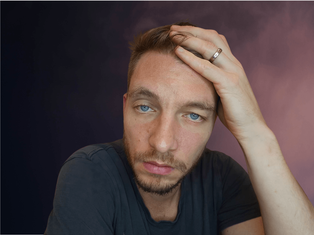 Emotional erschöpfter Vater - psychische Folgen von Schlafmangel