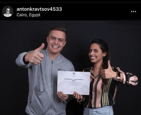 Certificate showing certified dentist world wide