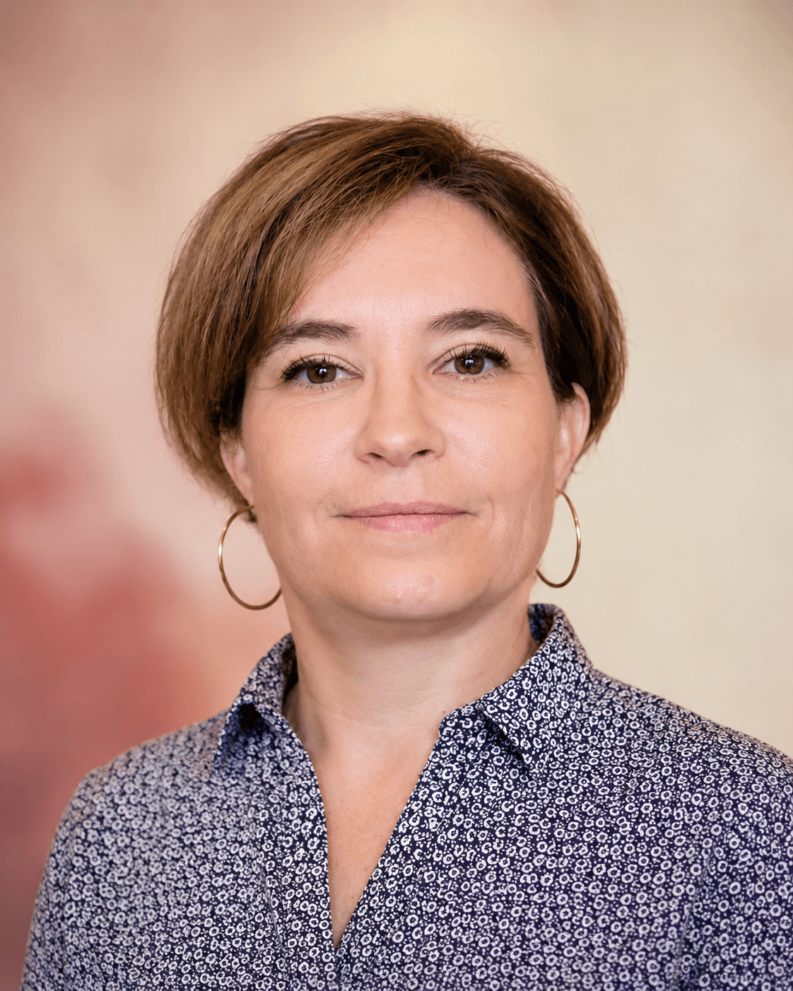 Anne Mordelet, hypnothérapeute à Vannes, partenaire de KonneXion pour la gestion du stress, les émotions et la confiance en soi
