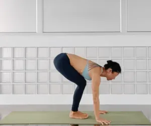 Straddle tuck hafway drill