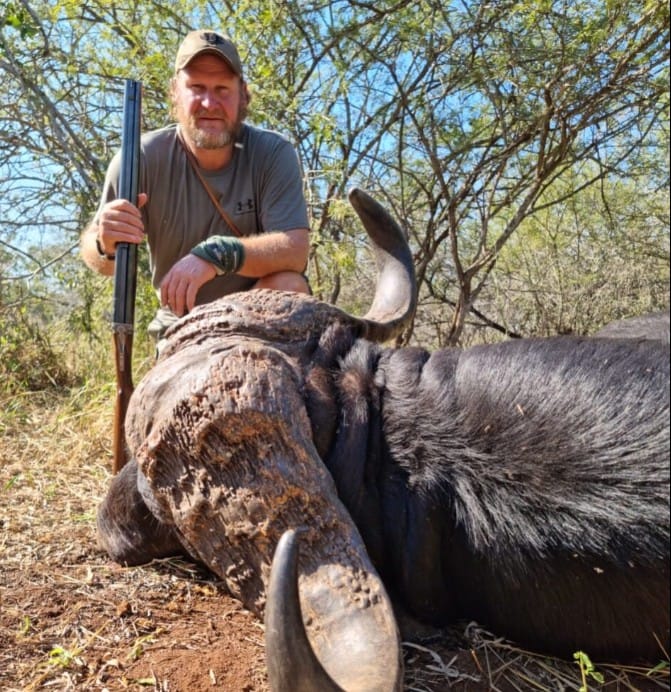 Theron Safaris Profile