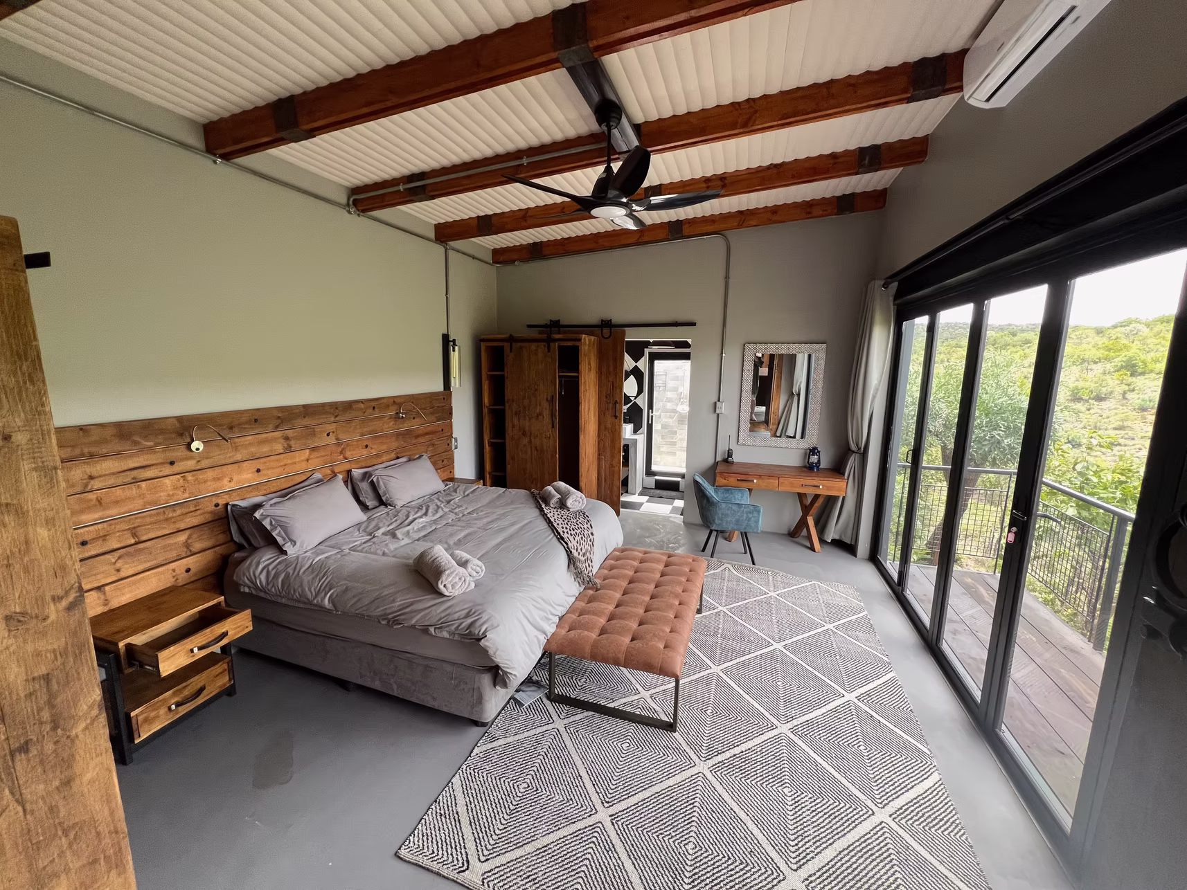 JVZ Lodge & Hospitality — JVZ Safaris