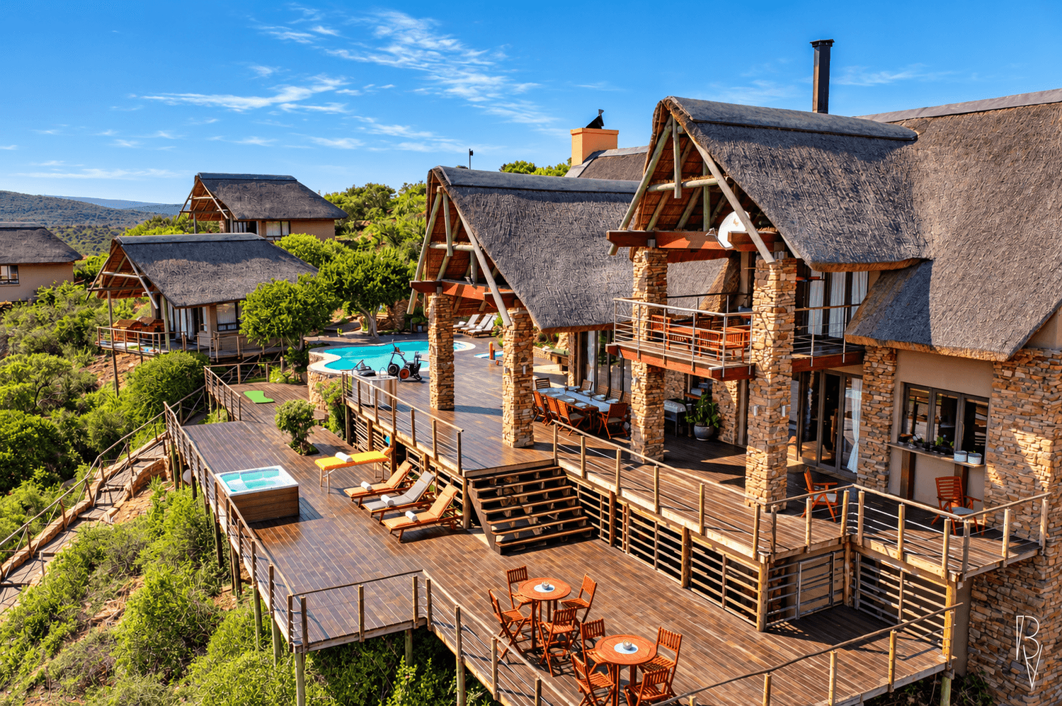 Observer & Lodge Stay
