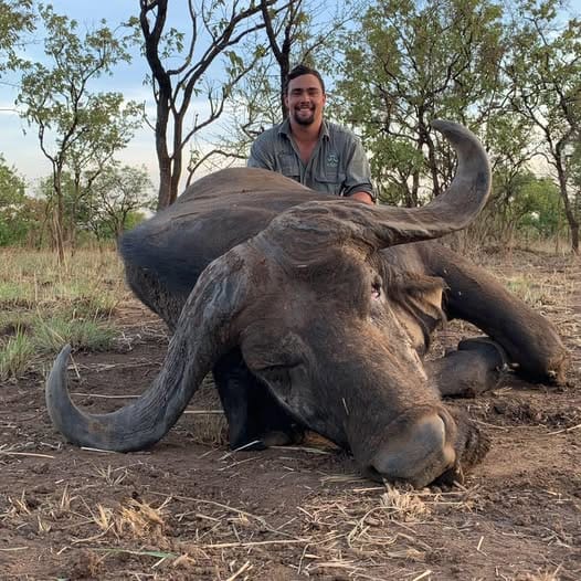Roan Trophy Safari