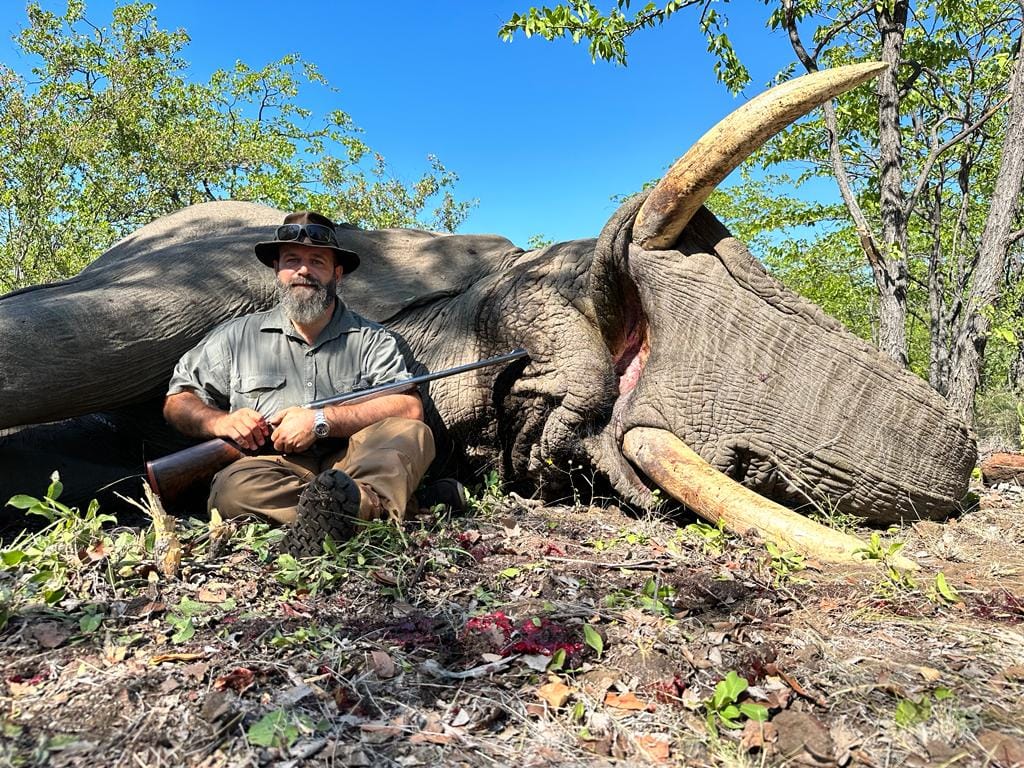 ESA Hunting Safaris — hunting photograph 7