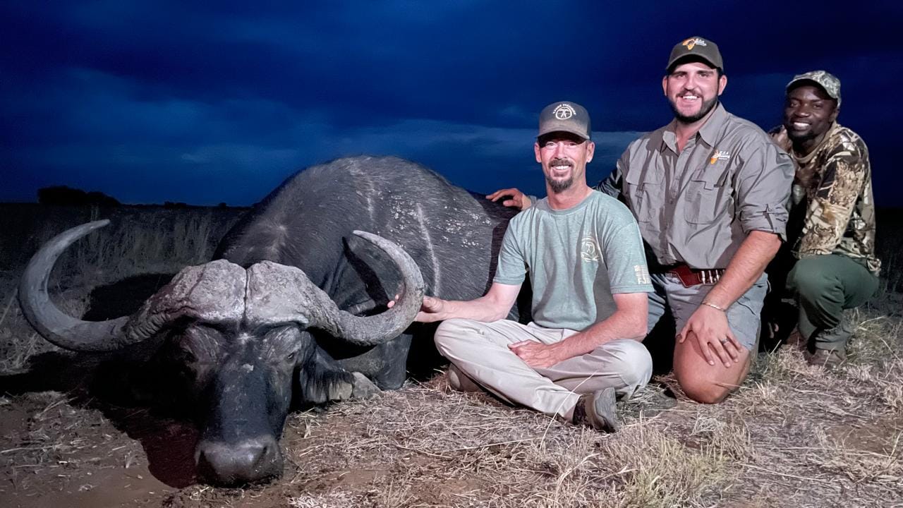 ESA Hunting Safaris — hunting photograph 9