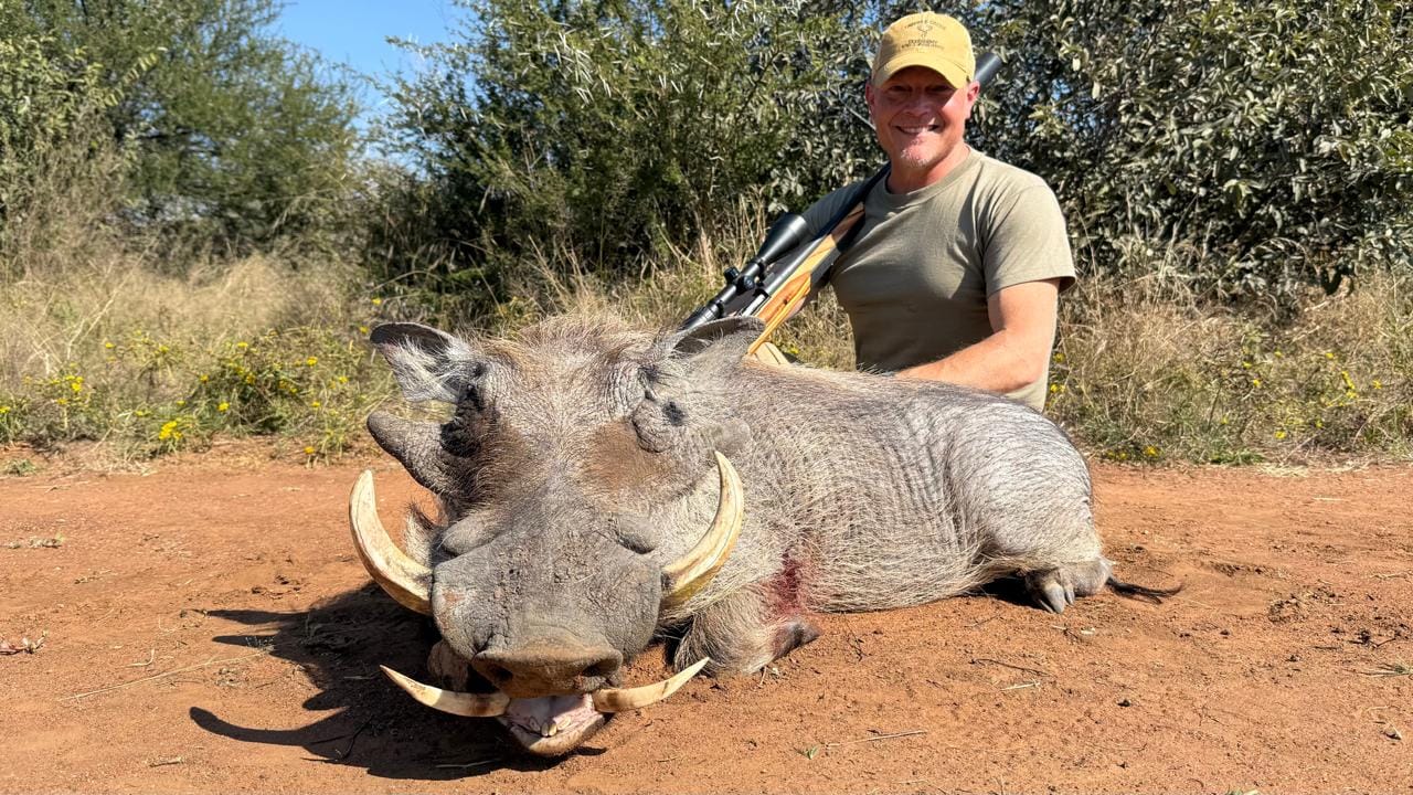 ESA Hunting Safaris — hunting photograph 37
