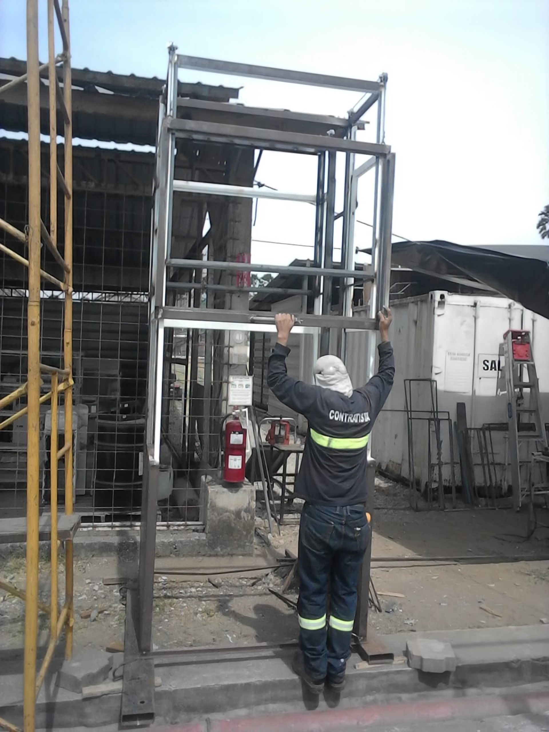 Construcciones y Montajes Estructurales 2