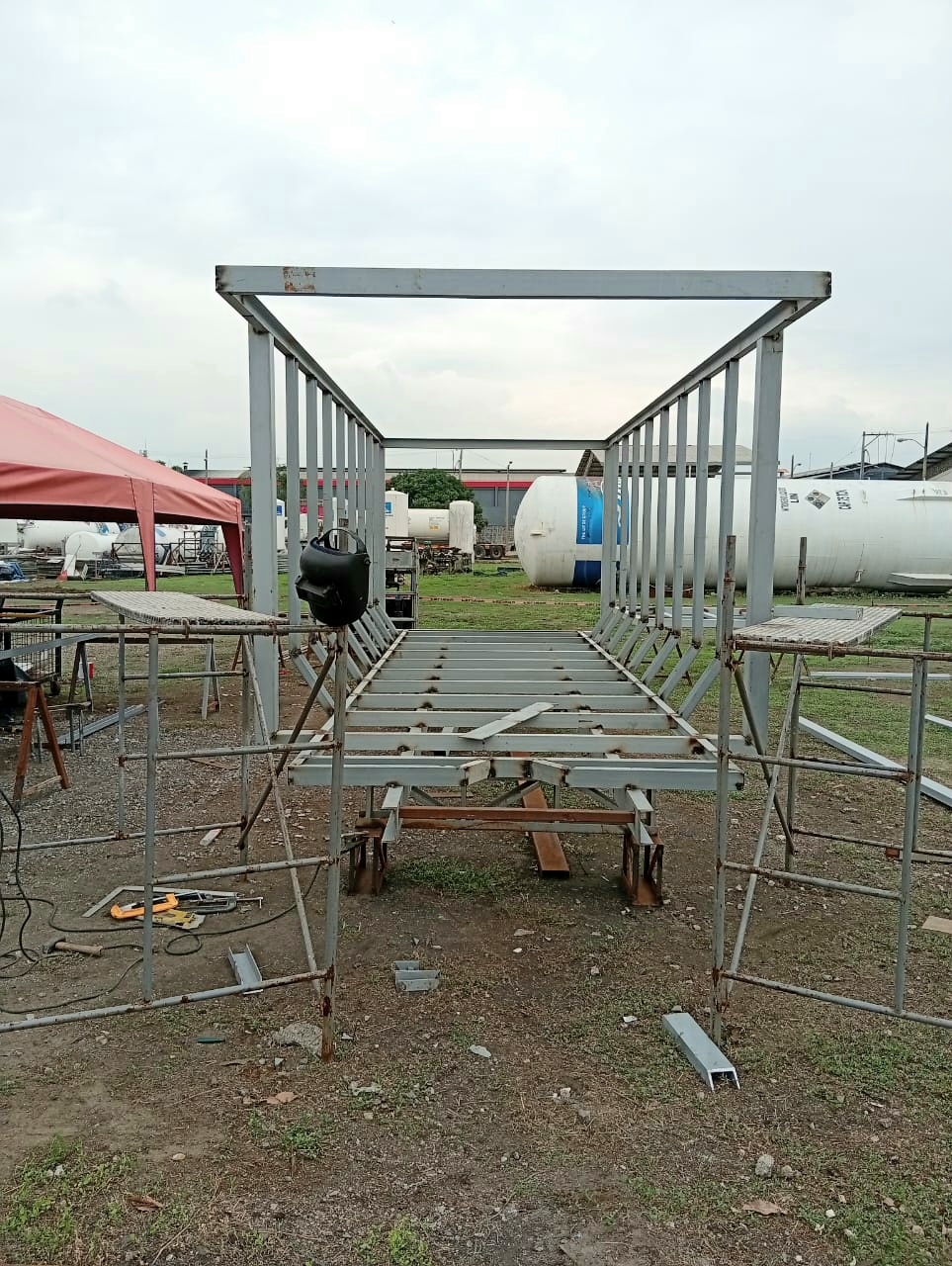 Construccion equipos industriales - Contenedor metalico Cap 29m3 - Servitecdus 5