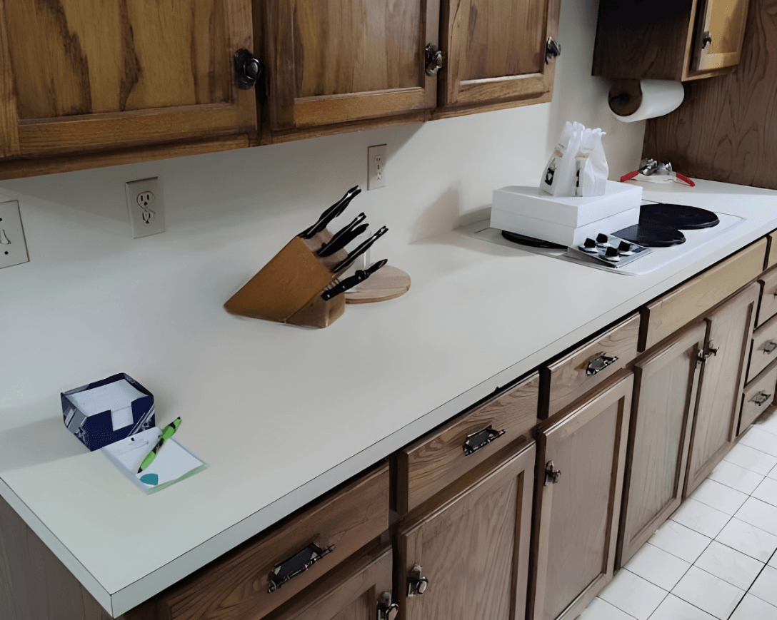 Formica backsplash to be kept behind cooktop