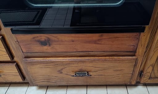 Formica backsplash to be kept behind cooktop