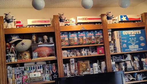 Chandelier hanging in gazebo, unplugged after repaint