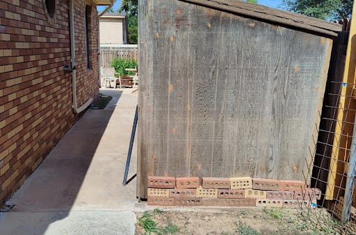 Formica backsplash to be kept behind cooktop