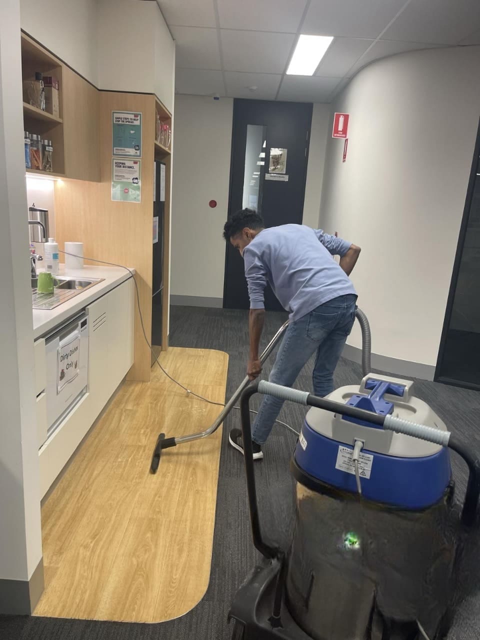Floor cleaning service