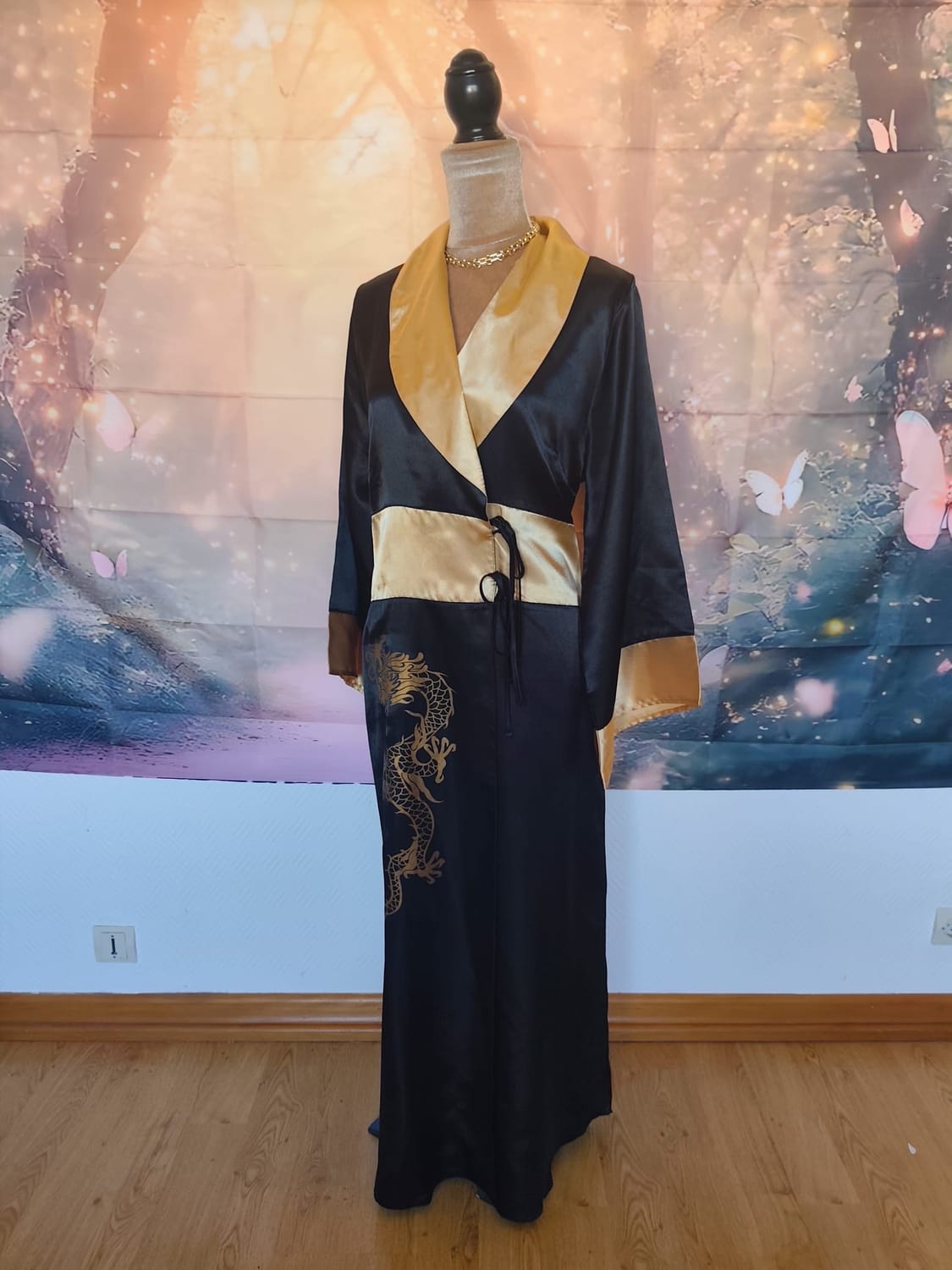 Robe REF30)