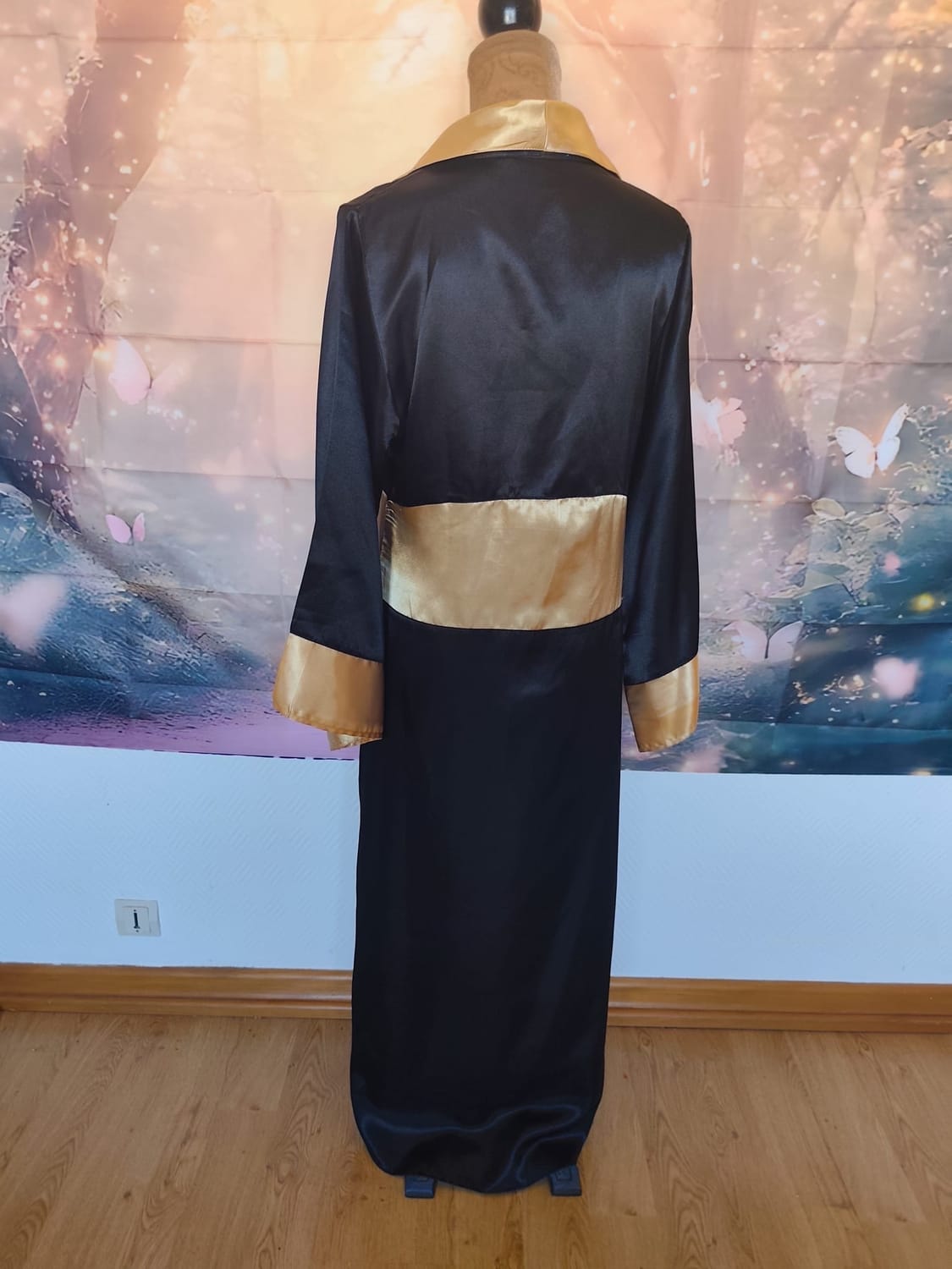Robe REF30)