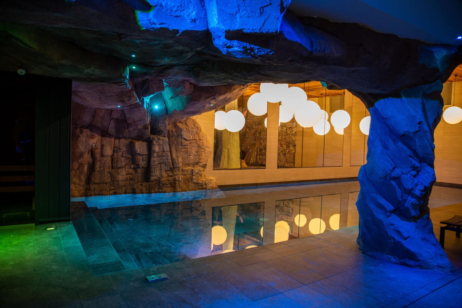 faux rocher piscine lux