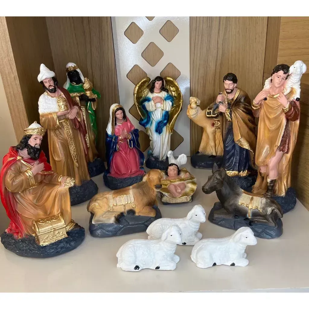 Presépio De Natal 22cm - 15 Peças em Gesso