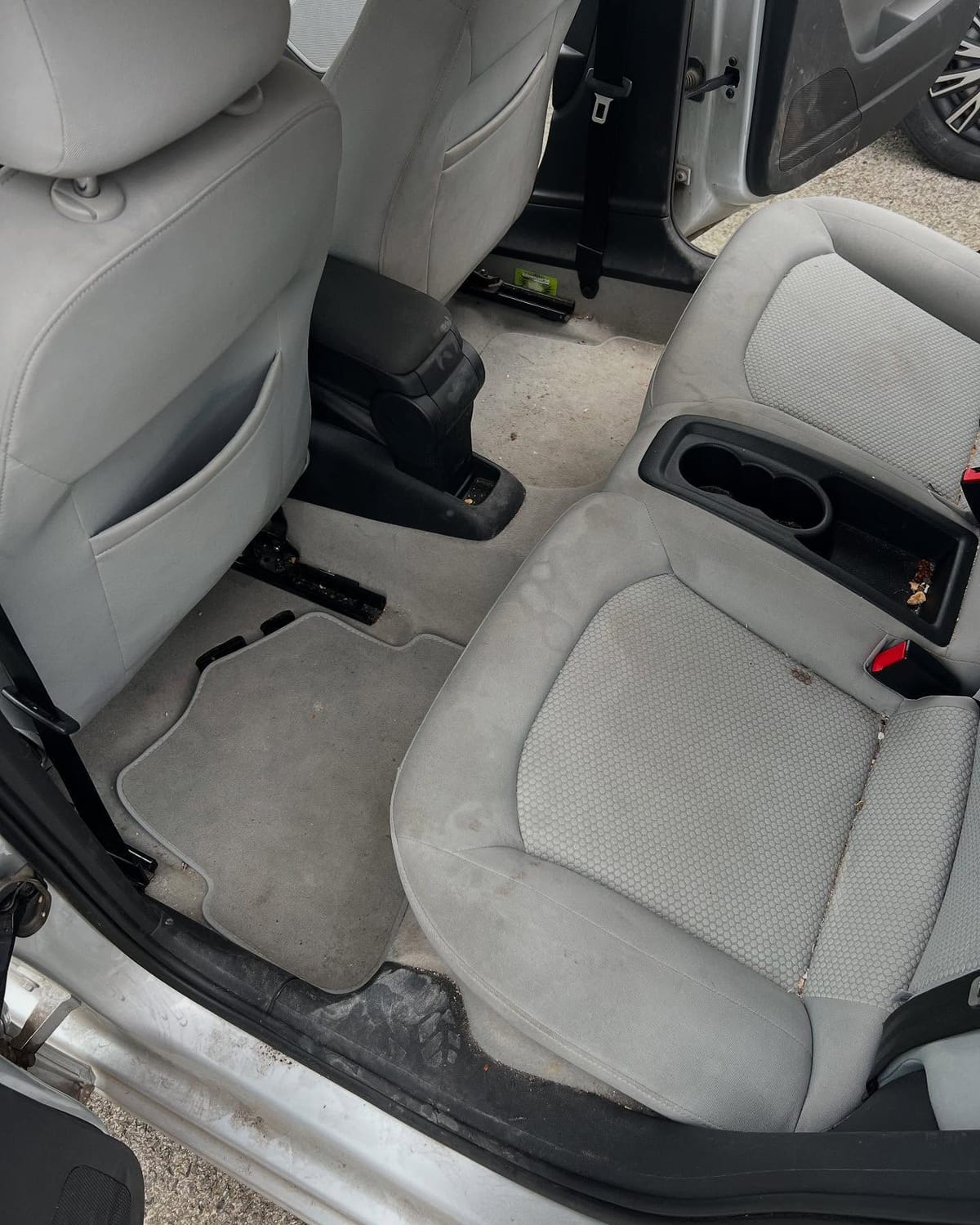 Avant nettoyage voiture 2