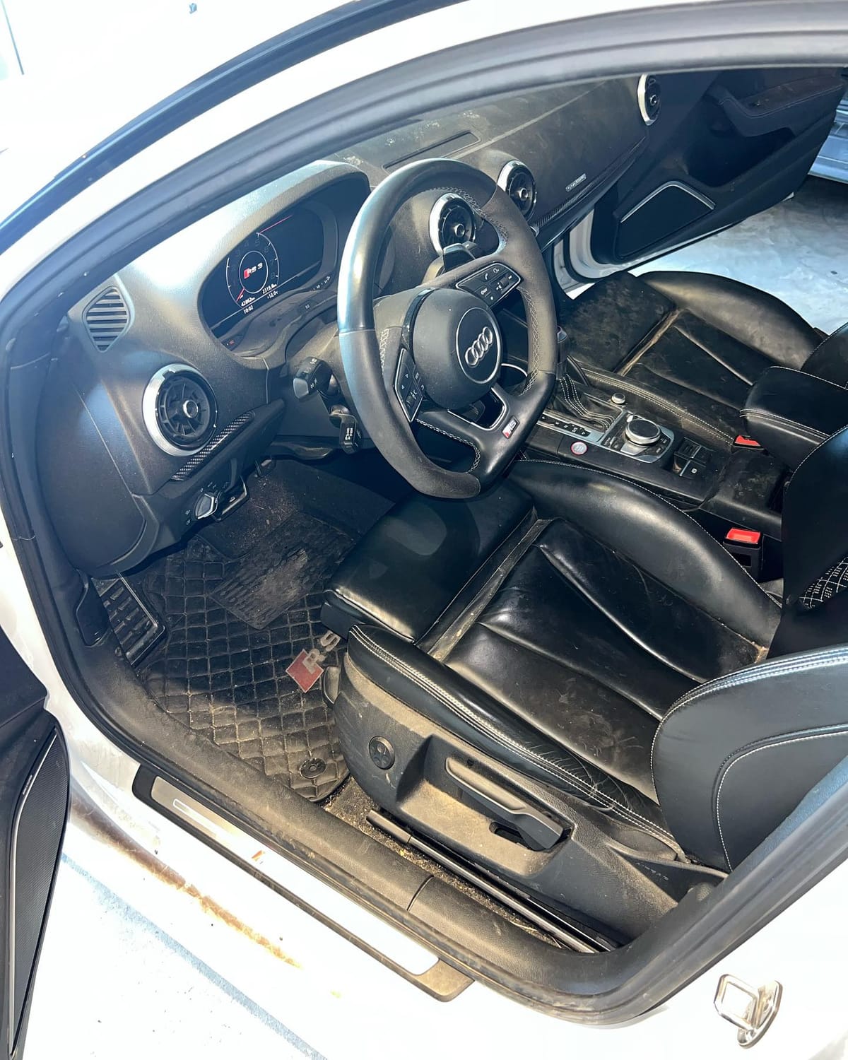 Avant nettoyage voiture 5