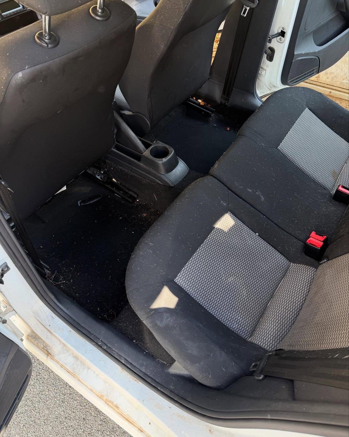 Avant nettoyage voiture 8