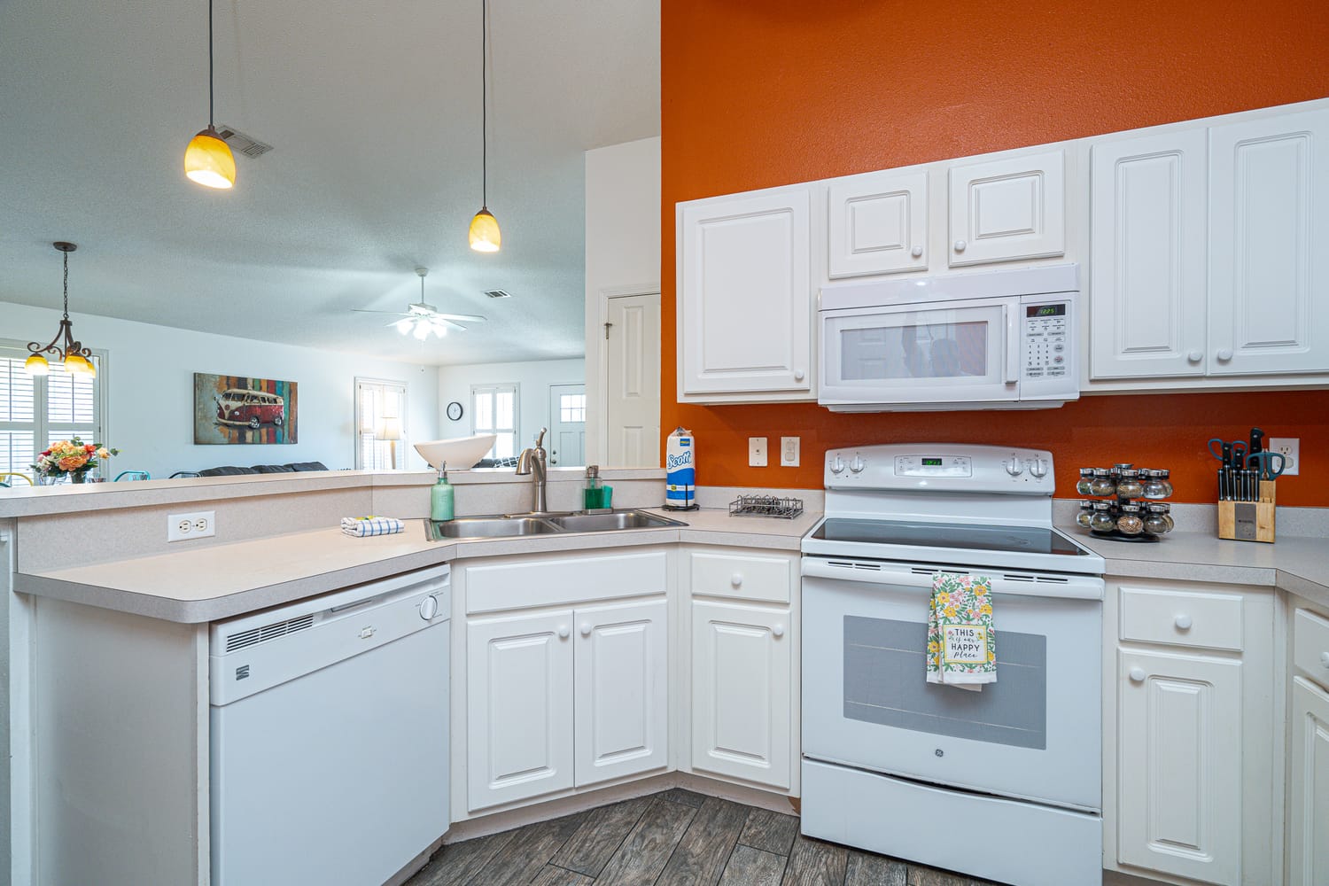 Destin Vacation Home rental kitchen photo 2