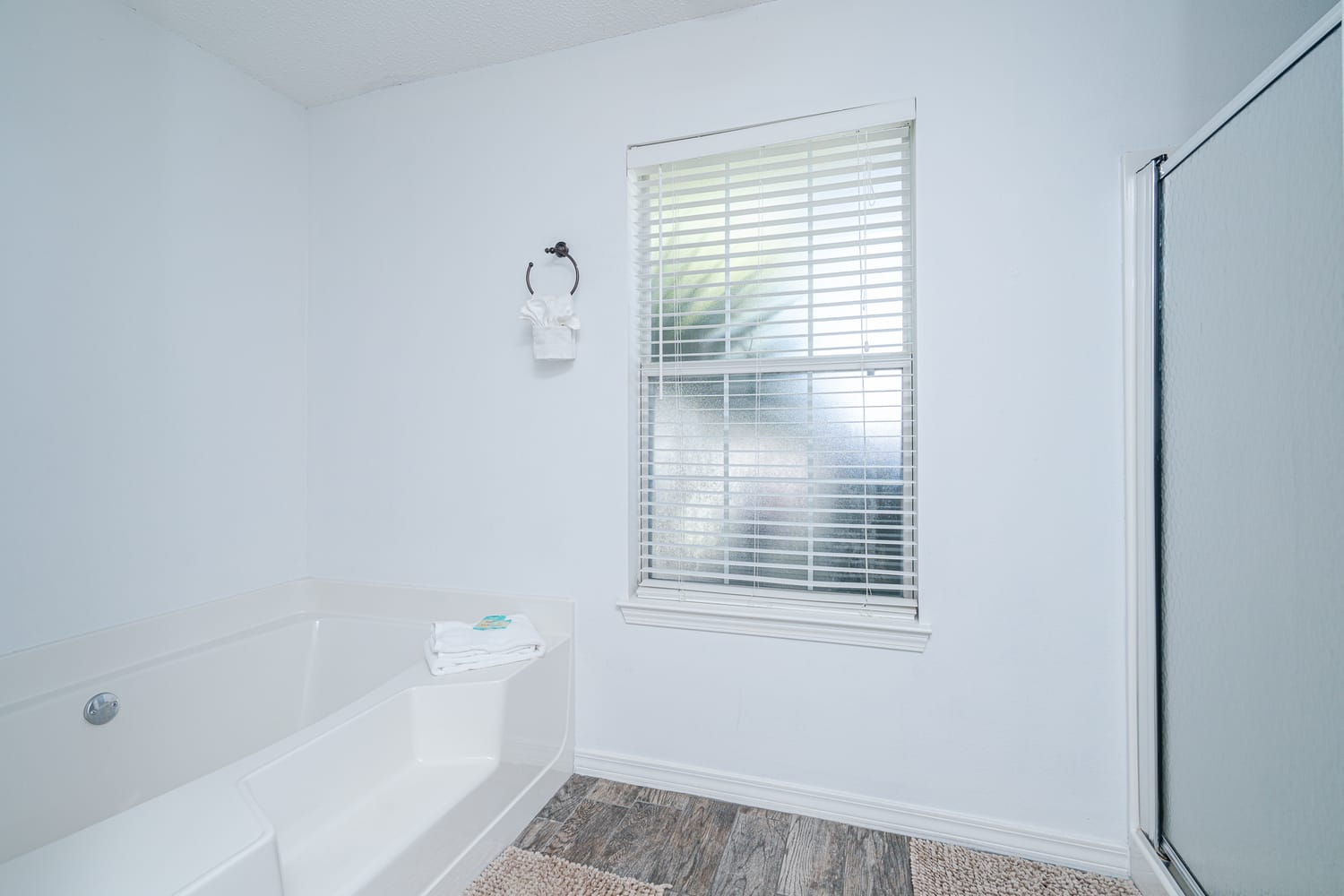 Destin vacation rental bathroom 1 shot 2
