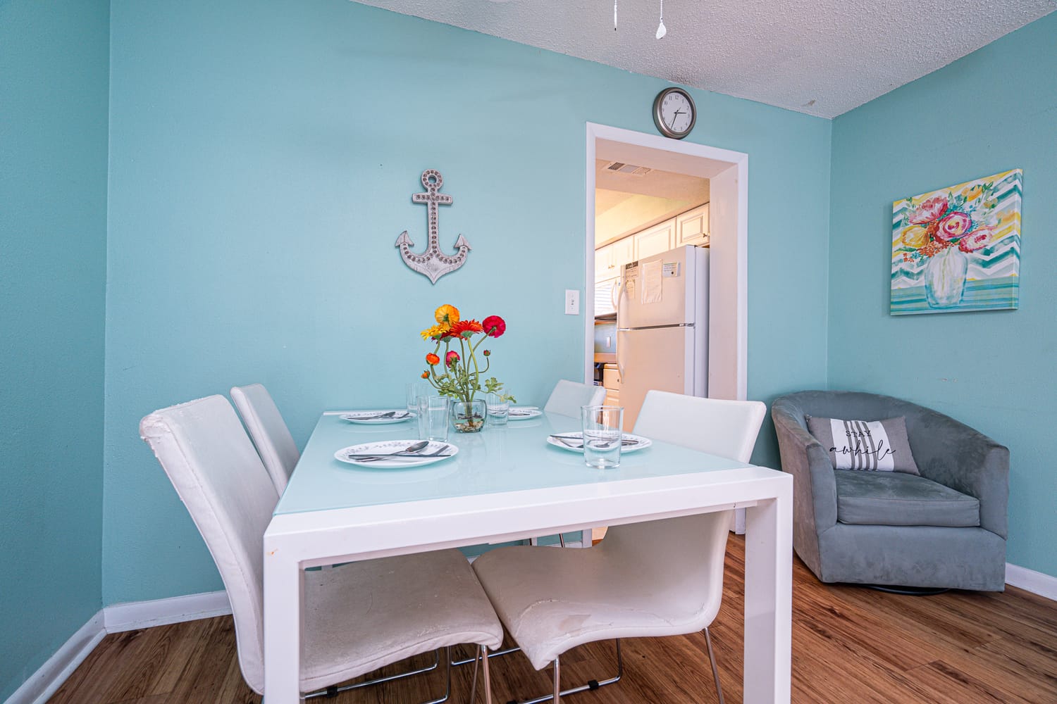 south bay by the gulf dining room close up on dining table