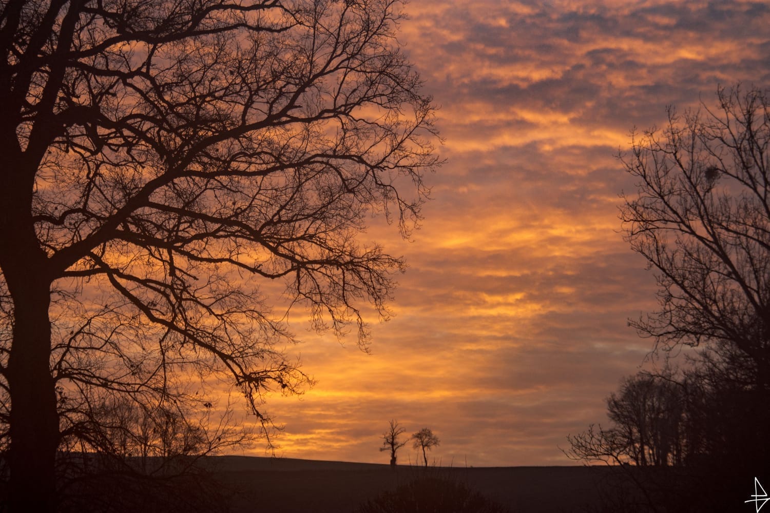 Photo coucher de soleil, rayon dans les nuages