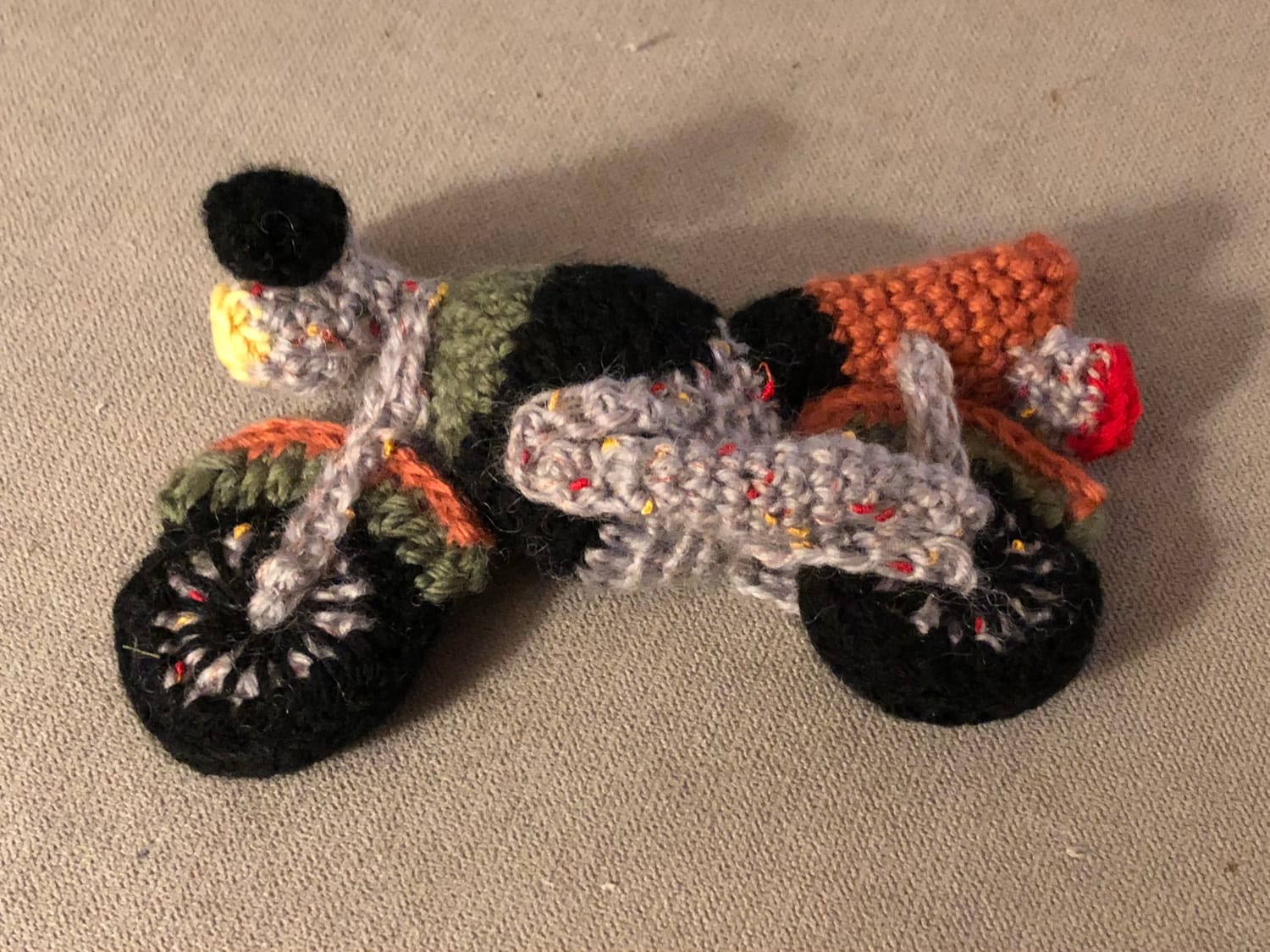 moto en crochet entière