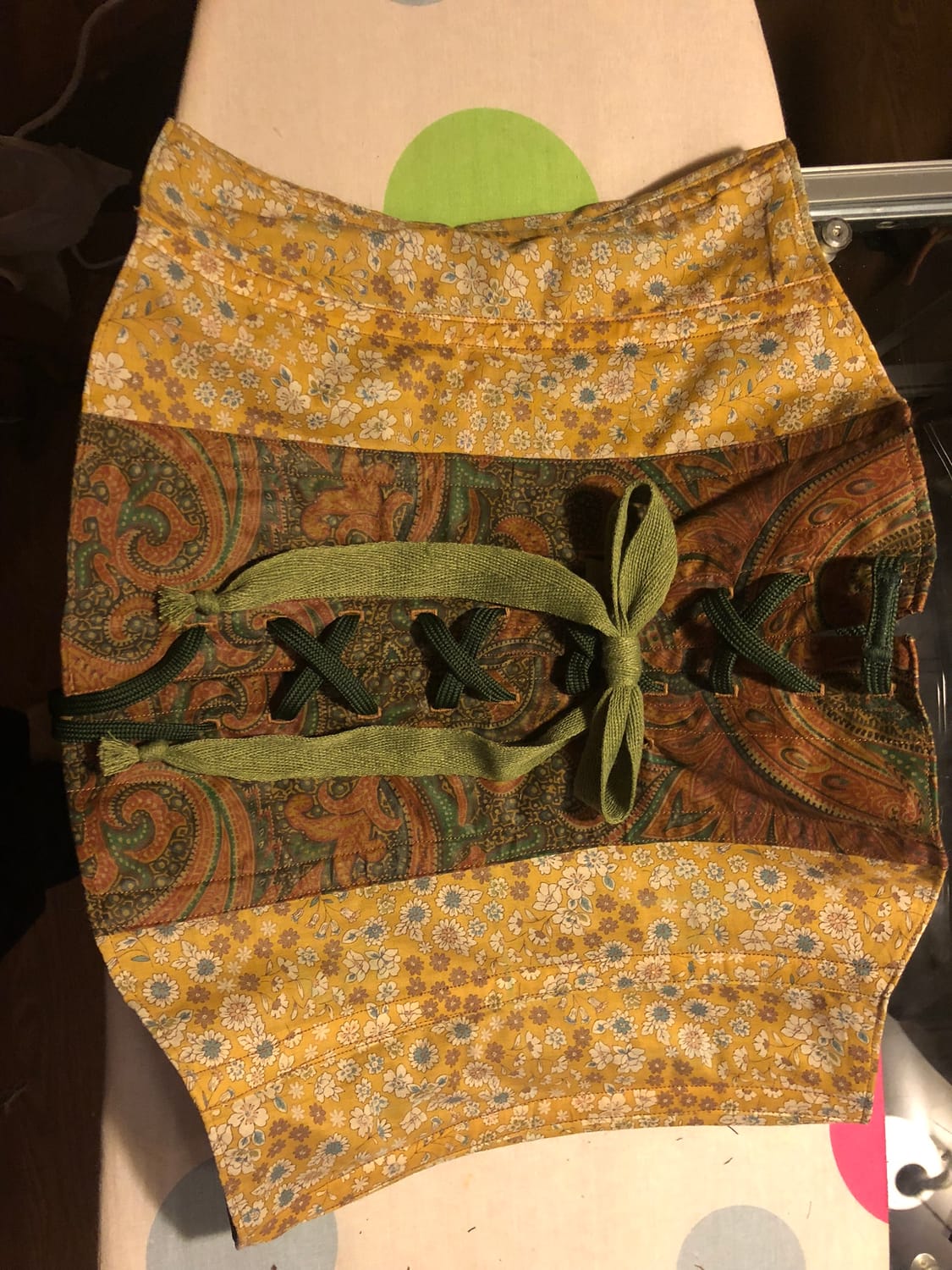 corset fait main de dos