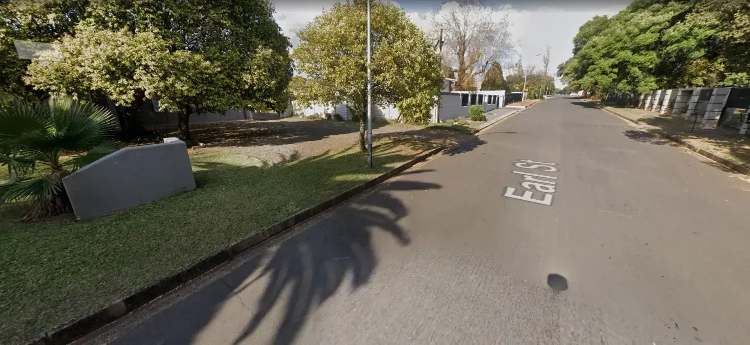 Newcastle Thully Guesthouse front view in KZN