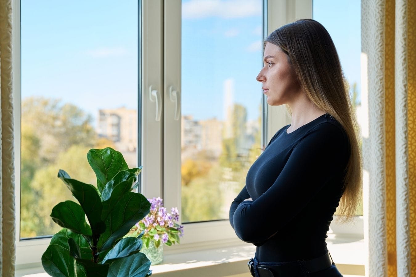woman reflecting on relationship red flags
