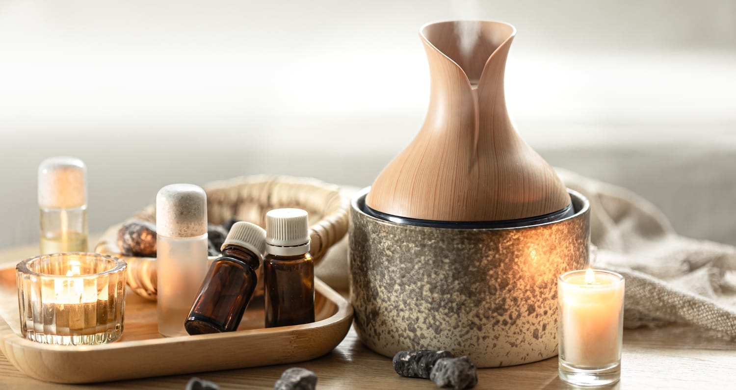 Diffuseur d’huiles essentielles pour apaiser le stress, créer une ambiance relaxante et soutenir le bien-être émotionnel.