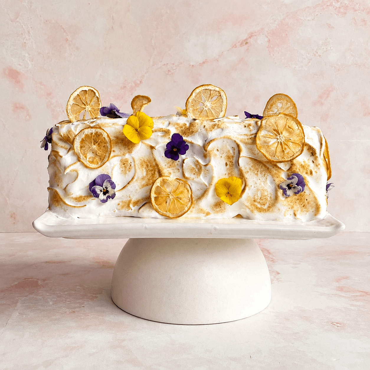 Lemon Meringue Cake completo