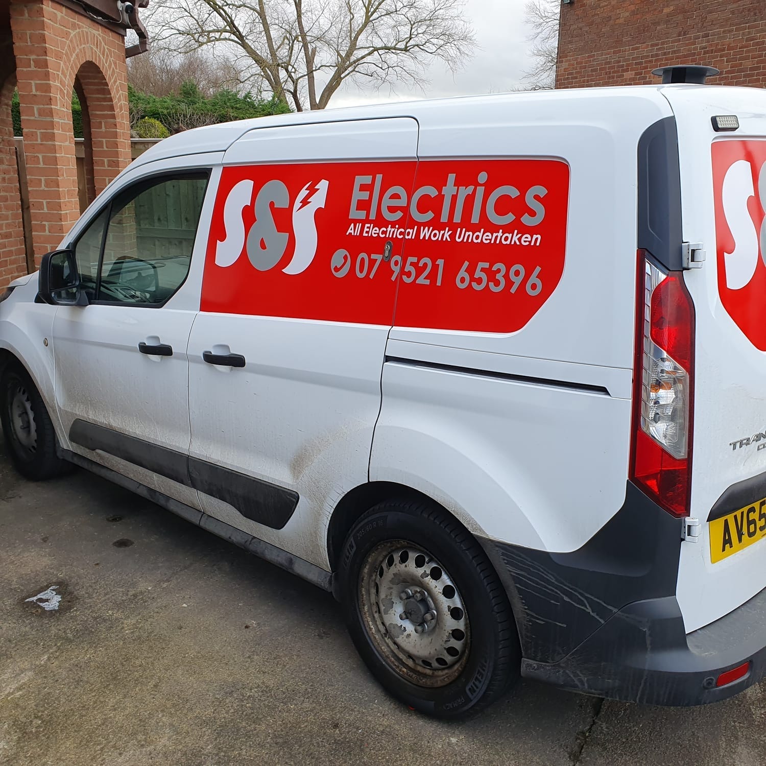 van sign writing for electrician in stockton-on-tees