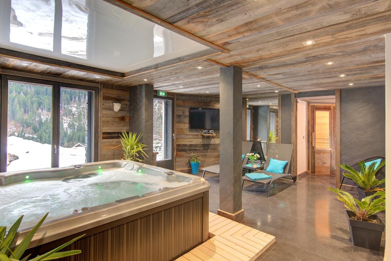 Chalet Mountain Paradise - Esszimmer