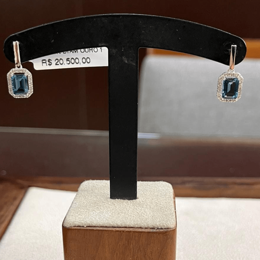 Brinco Topázio London
