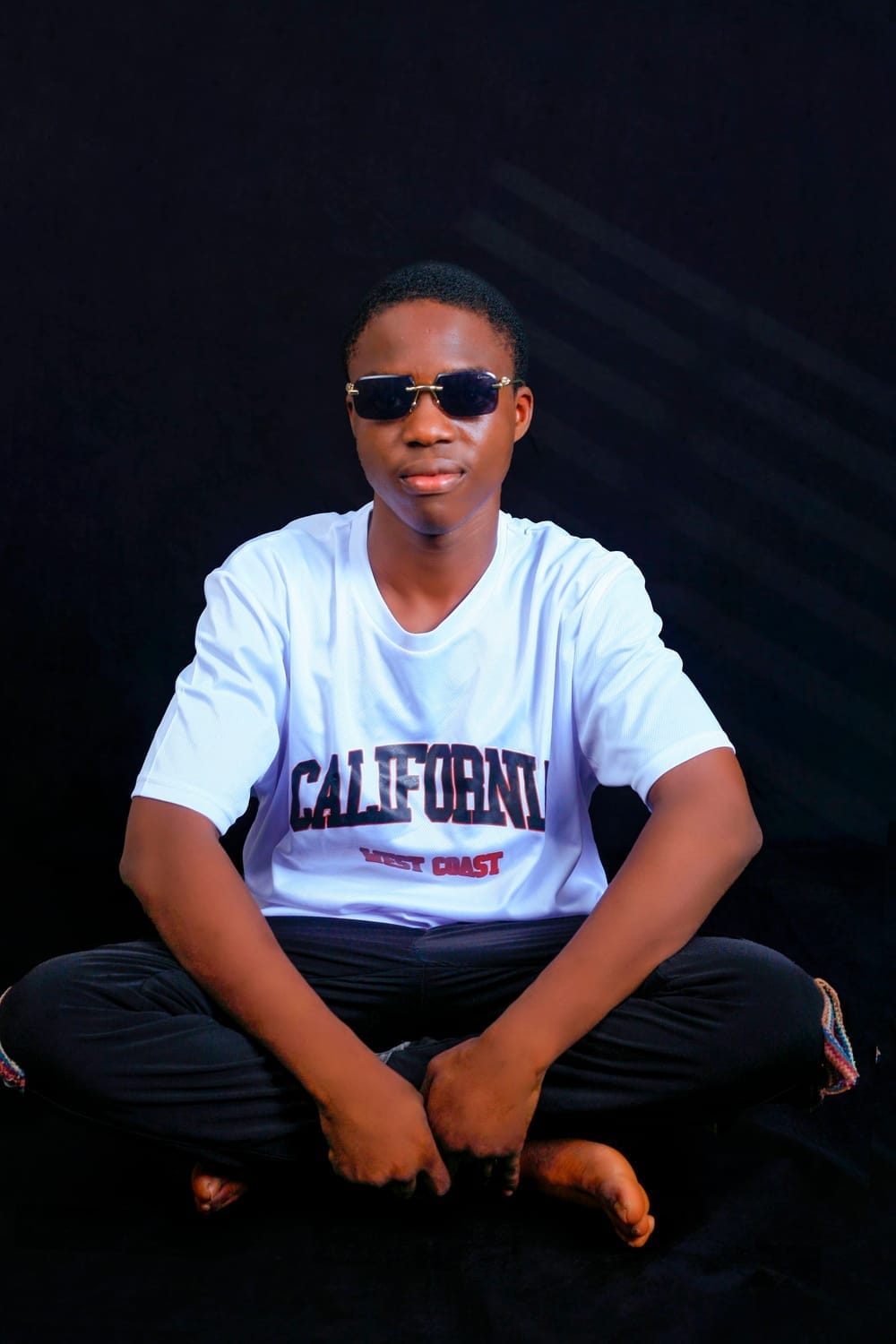 MEET YOUR INSTRUCTOR 