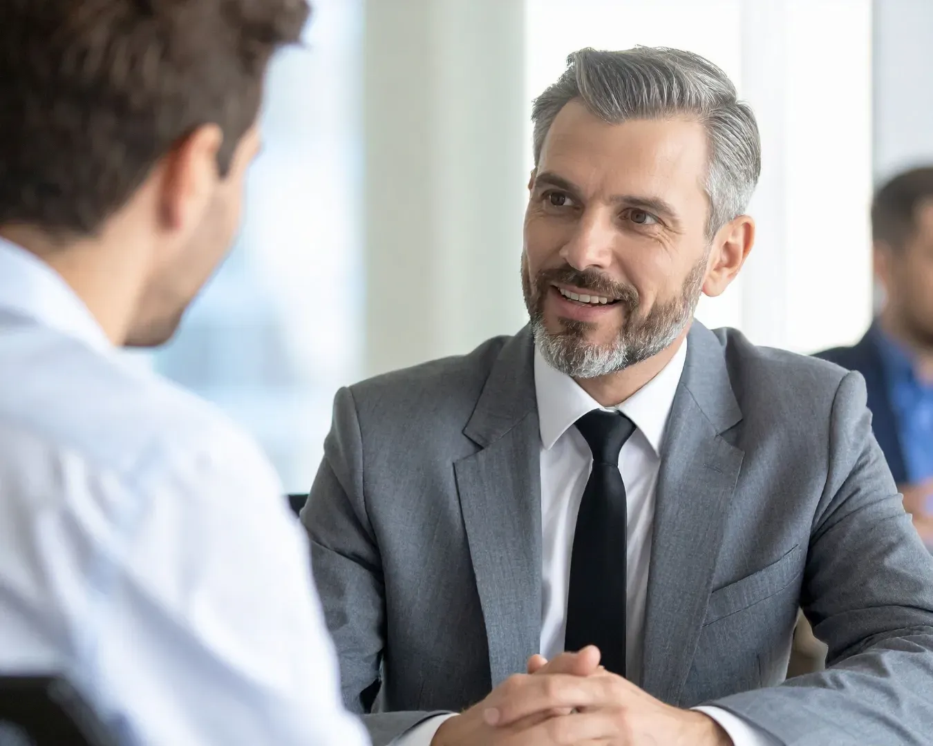 Negociação imobiliária conduzida em defesa dos interesses do proprietário.