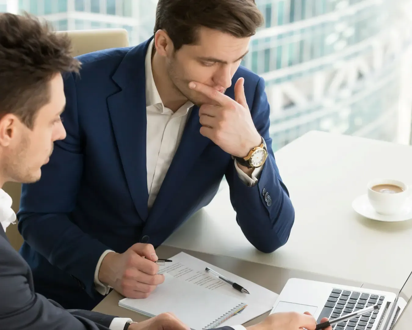 Consultoria imobiliária com análise estratégica de venda de imóvel