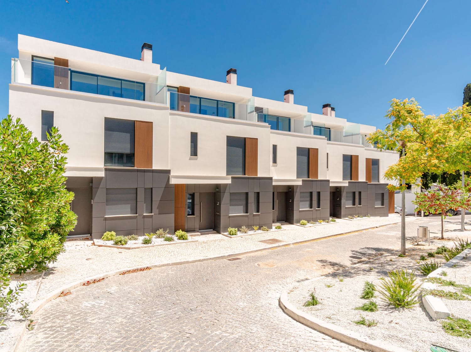 Fachada do condomínio Villa Salles em Loures