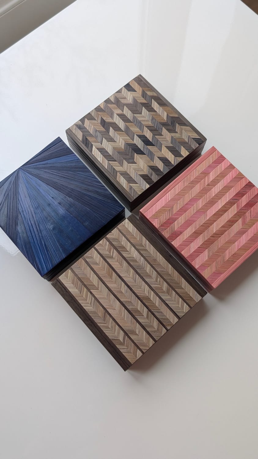 boîtes à bijoux en marqueterie de paille, motifs chevron et soleil